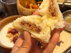 -银米·云南传统过桥米线(双廊黑金冠店)