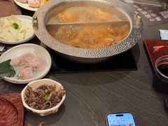 -牛YO寿喜烧·铁板烧和牛火锅自助(市府恒隆店)