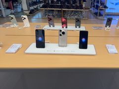 -华为授权体验店(回龙观华联)