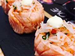 蟹肉三文鱼彩虹卷-Sushi Love 创意寿司(丽影广场店)