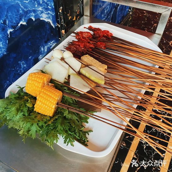 伊州区皇后天街万来香火锅