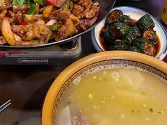 -富正毅三下锅·湘西韵味(天门山索道店)