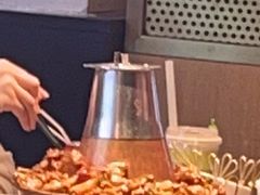 -老佛爷铜炉蛙锅(东门老街店)