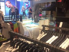 -NIKE品牌体验店(南京东路店)