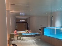 -涨巢·潮玩水疗局