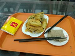 -牛一嘴·兰州牛肉面·大盘鸡(财富中心店)