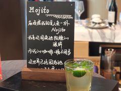 -星巴克臻选(上海合生汇1F店)