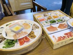 -芸南道·过桥米线(昆明老街旗舰店)