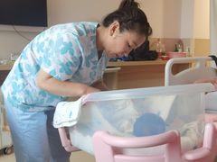 -阿福宝宝月嫂(东方医院店)