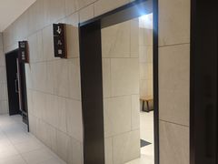 -胖东来生活广场(健康路店)