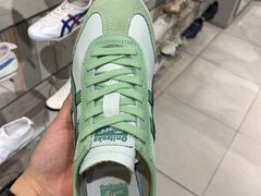-Onitsuka Tiger(港汇恒隆广场店)