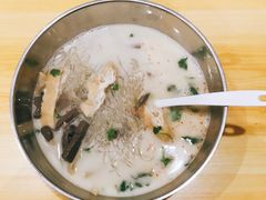 -津津老鸭粉丝馆(正东路店)