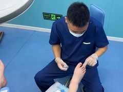 -Andrew指甲专科灰指甲·甲沟炎矫正·3D步态矫形鞋垫定制(浦三路店)