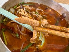 -叶伟胡辣壳面(两路口店)