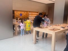 -Apple零售店(玄武湖店)