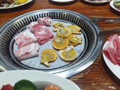 -韩大地海鲜自助烧烤城(黄兴路步行街店)