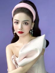 -艺憬婚纱礼服·造型(二七万达店)