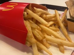 -麦当劳(水坑尾街店)