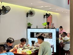 -裕兴记•蟹黄面馆(人民广场店)