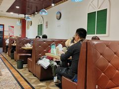 -巴依兄弟西域美食(机场店)