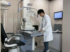 -零度眼镜·宝视友·蔡司依视路(吾悦花街店)
