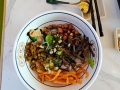 干捞螺蛳粉-弘束束柳州深巷螺蛳粉(珠江路店)