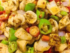 -大众跷脚牛肉馆·非遗传承单位(峨眉山店)