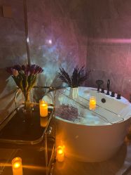 -MIDA蜜哒•科技逆龄美肤连锁