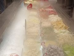 -成都你六姐·牛肉冒菜(信泰中心商场店)