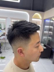 -尤司男士国潮理发馆