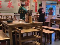 -巴卤社老火锅(财富店)