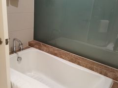 -宜昌均瑶国际酒店(宜昌CBD购物中心夷陵广场店)