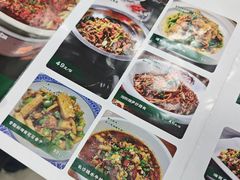 -湖南人家湘菜馆(镇江路店)
