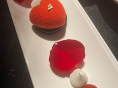 -小天鹅戴斯酒店鲸鲨百汇创作料理