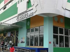 -盒马鲜生(红莲店)