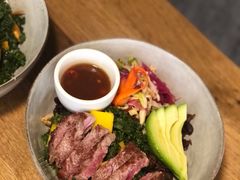 煎牛肉能量Bowl-Wagas沃歌斯(太古汇店)
