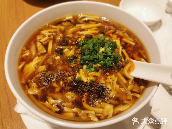 鼎泰丰(平安店)酸辣汤图片