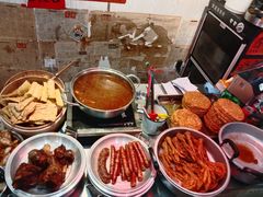 -柳州肥姨妈大骨螺蛳粉(东靖路店)