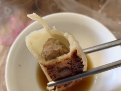 -黄阿姨锅贴大王(万航渡路店)