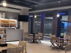 -立峰超越健身中心(先天下店)