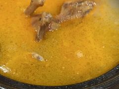 -烧哥美蛙肥肠鱼火锅·十五年社区店