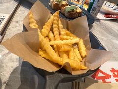 -必胜客(航洋国际店)