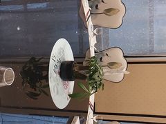 -香山湖家家宴(中山陵店)