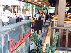 -Pundi Pundi Restaurant