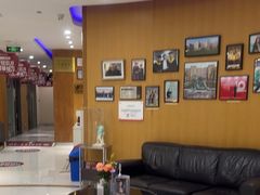 -雅悦齿科(顾村公园店)