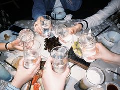 -穹六人间 people 6(岳阳路店)