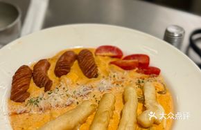 ROSE Stir-Fried Rice Noodles