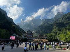 -颐而康·按摩·艾灸·足疗(南岸晶都店)