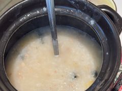 -刘姐啤酒鱼民族演艺餐厅(西街总店)