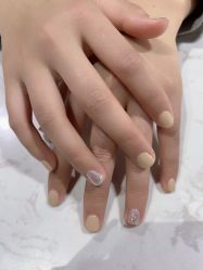 -潮店·虞妃妮轻奢美甲美睫馆